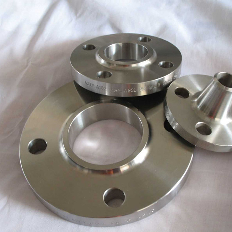 Enhance Your Metallurgical Processes with Customized Carbon Steel Flanges